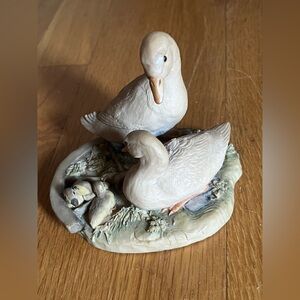 Teviotdale
Deborah EdImann 1984
Hand Made Geese Sculpture. Signed. 4”